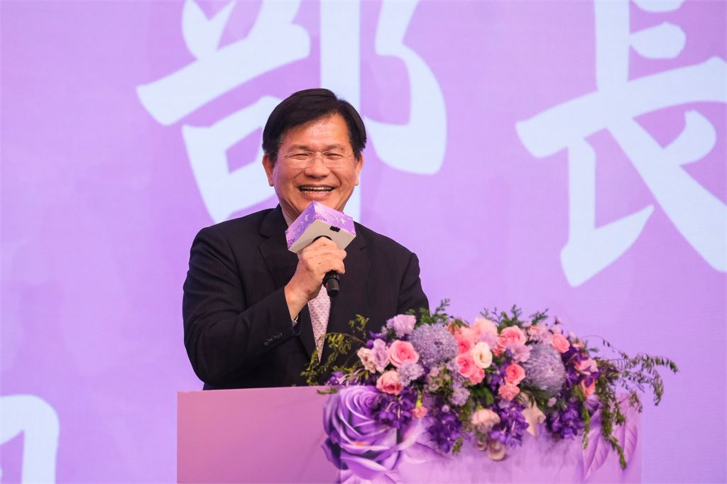 快新聞／從台灣走向全世界！世華全球版圖破百據點　林佳龍力推「經濟日不落國」