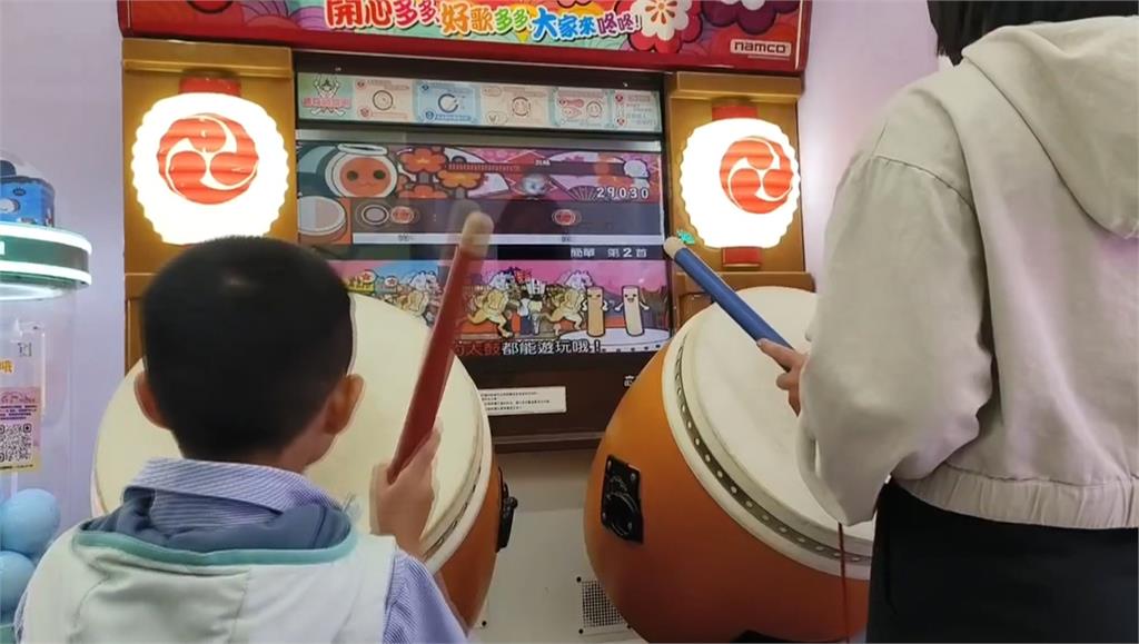 首間「超商遊樂園」落腳台南　夾娃娃機、盲盒、太鼓達人全都有