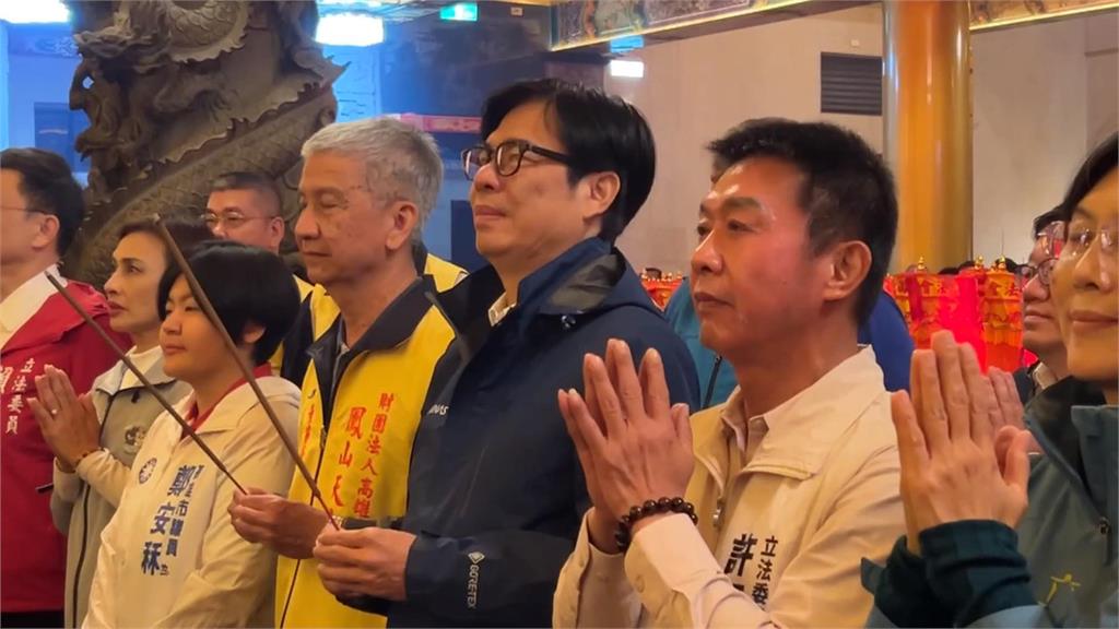 陳其邁連跑4宮廟參拜 藍綠選將到場較勁意味濃
