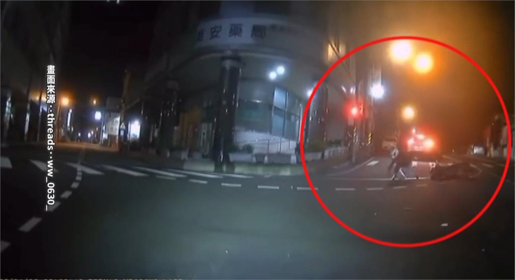 酒駕出"撞"況! 苗栗機車左轉遭逆向車擊落 騎士慘噴飛