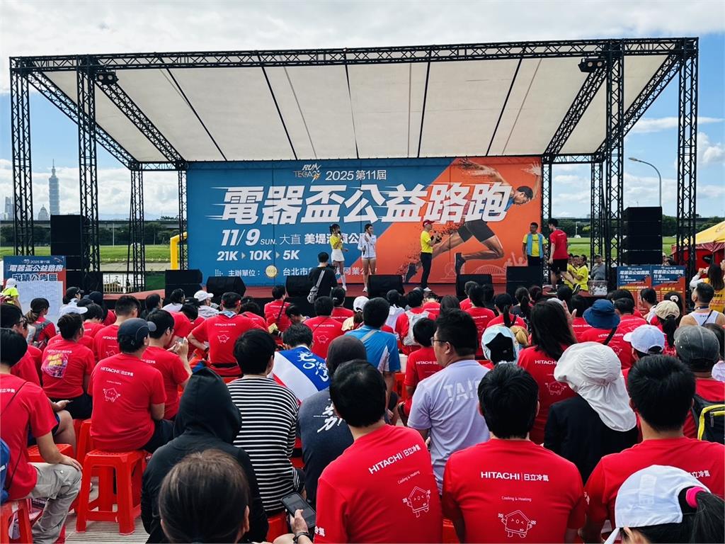 鳳凰藝人廖伯斯、郭雅茹攜手電器公會傳愛　第十一屆電器盃路跑暖心助弱勢