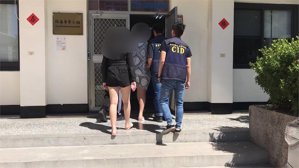 前警專女因「走光竄紅」竟辦毒趴遭退學!今賣「維他命棒」恐遭罰8000萬