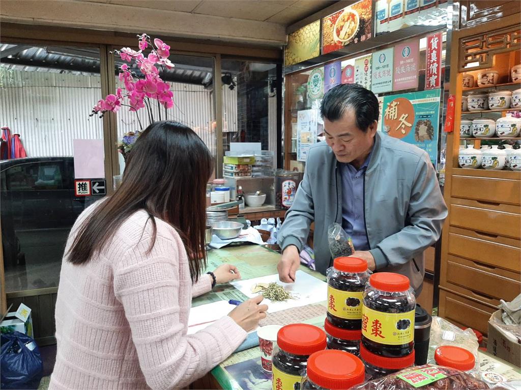 深坑大火空汙飄雙北 陳乃瑜中草藥清肺保健