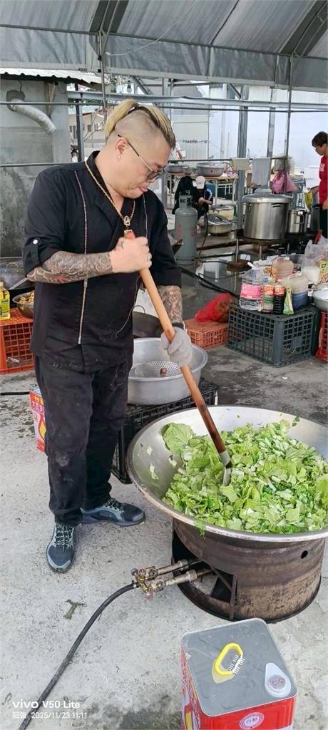 士林傳承一甲子甜不辣魚羹 生魷魚Q彈道地沙茶口味