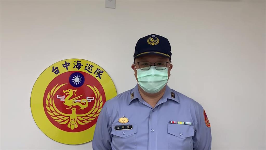 中國漁船越界捕撈還囂張逃竄 廣播不停船海巡強勢登檢押13人