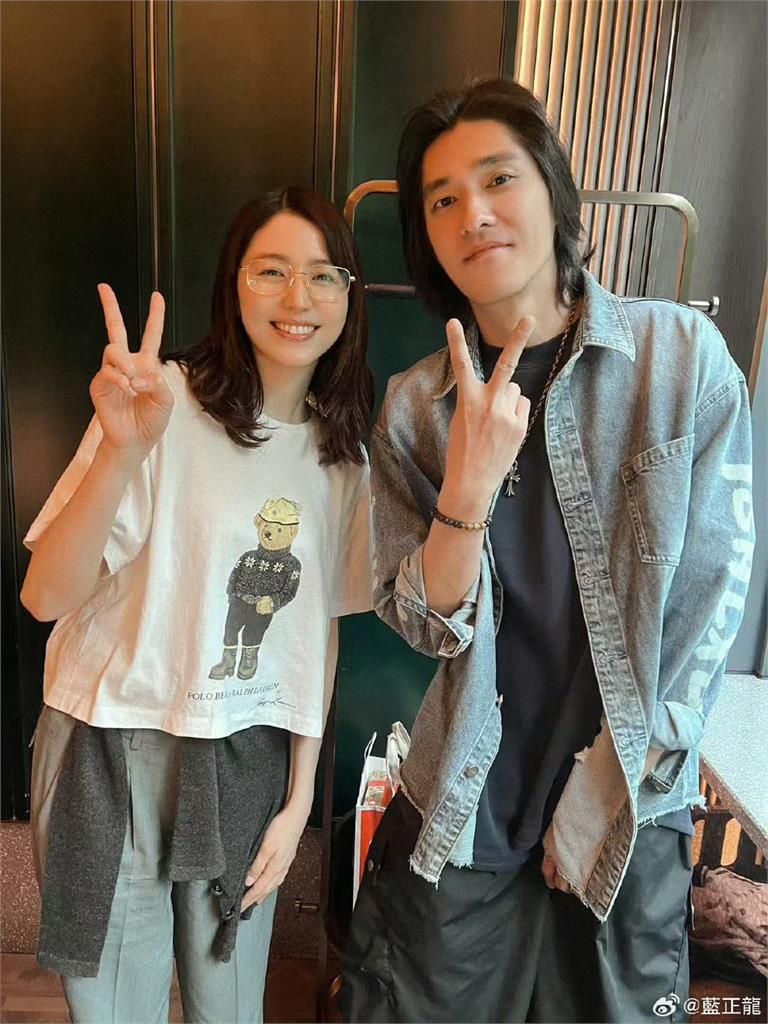 藍正龍突曬舊情人合照「甜喊這3字」!網揪「真實身分」太震撼:回憶拉滿