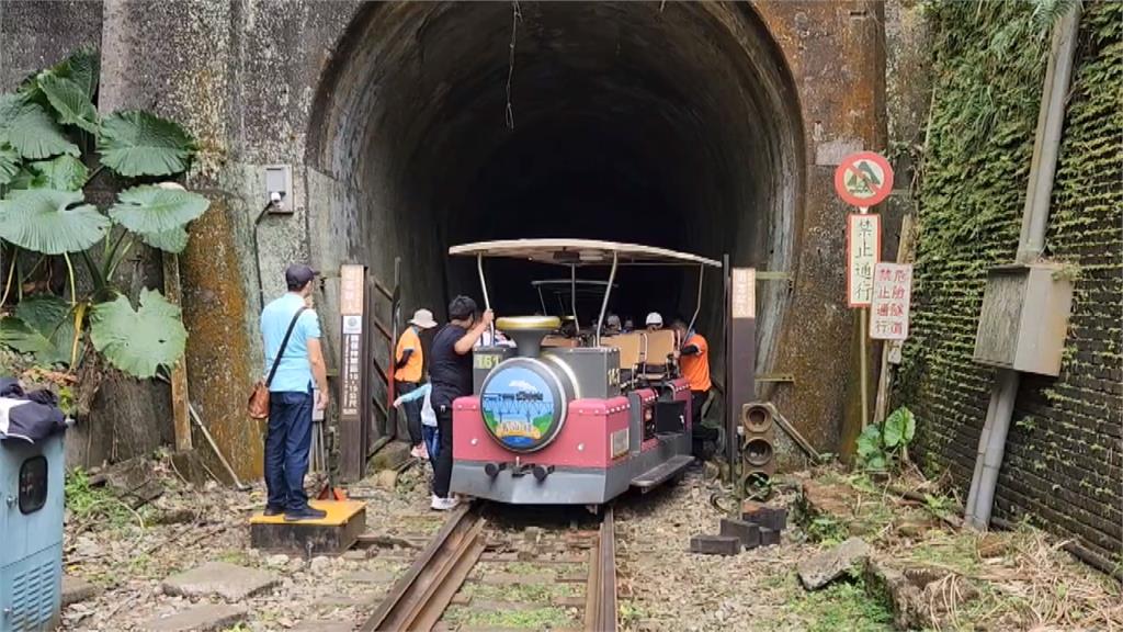 舊山線隧道柵門遭風吹鬆脫　害鐵道自行車撞擊脫軌