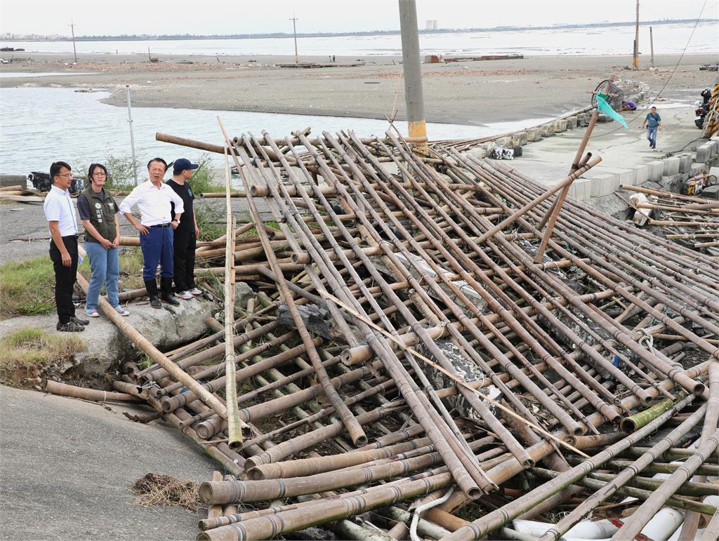 快新聞/丹娜絲重創嘉義 翁章梁親赴布袋、東石沿海地區勘災