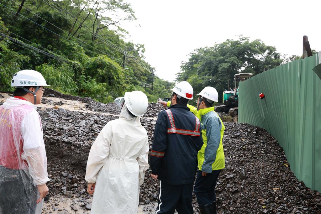 快新聞／赴高雄六龜視察　陳其邁：守護山區民眾權益、工程人員注意安全