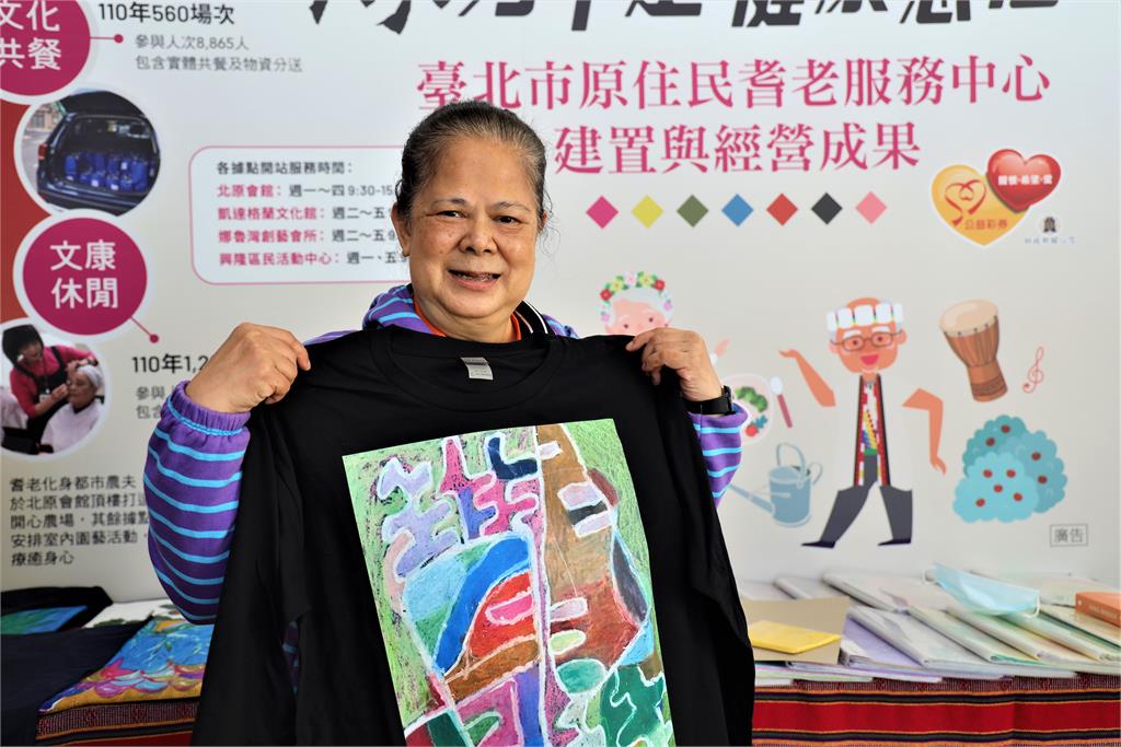 「原」力十足!耆老原創畫作成果 美力應用增添生活質感