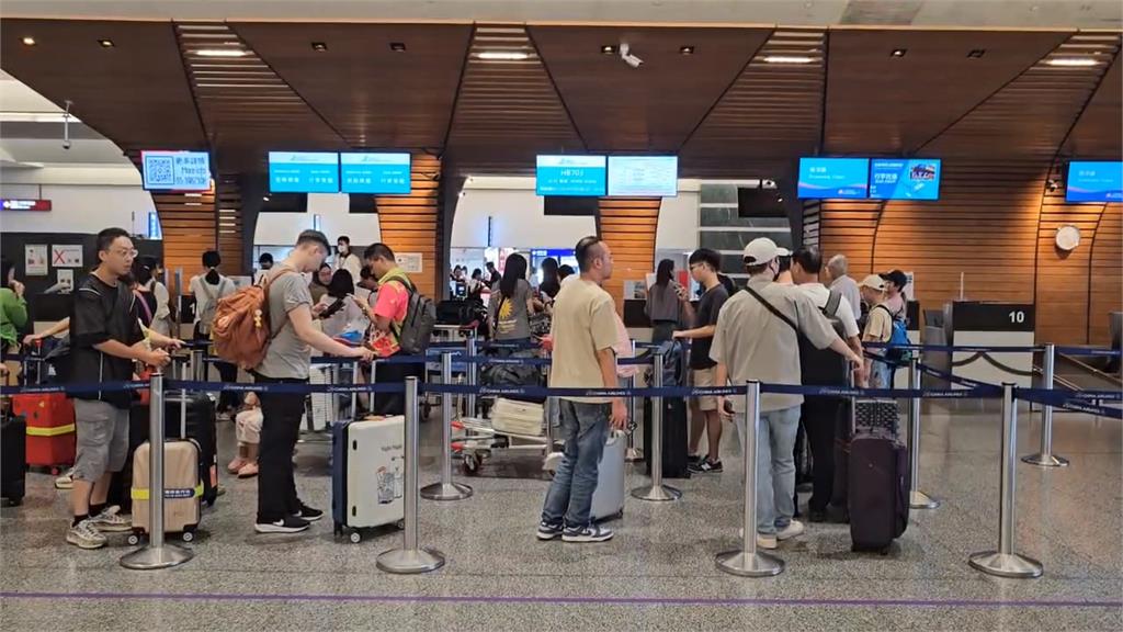 桃園機場側風強勁!「26班機轉降」異動一次看 南北觀景台關閉