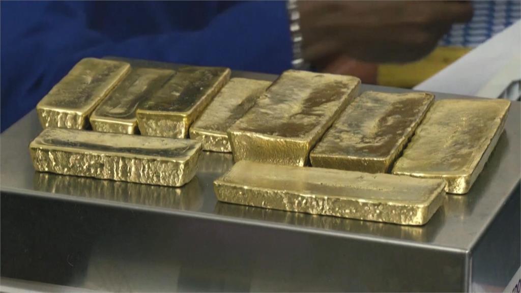 地緣風險增資金湧入黃金避險 金價摜破4千美元大關