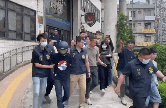 土城男當街冷血砍殺妻子姊妹!法院1關鍵認「罪嫌重大」裁定羈押禁見
