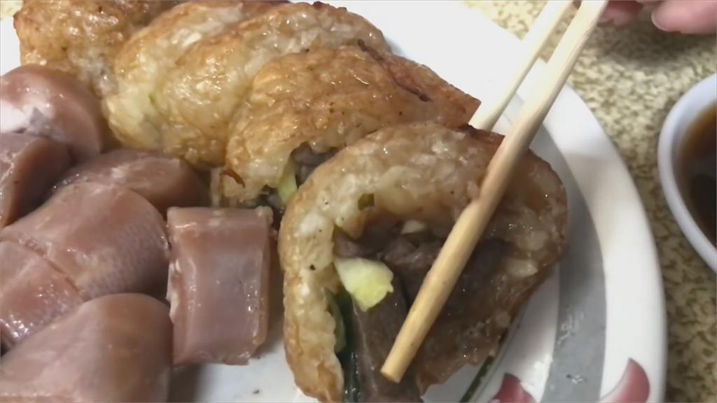 台灣趴趴走/肉捲小吃百百種!隱藏美味大公開?金黃酥脆豬肝捲
