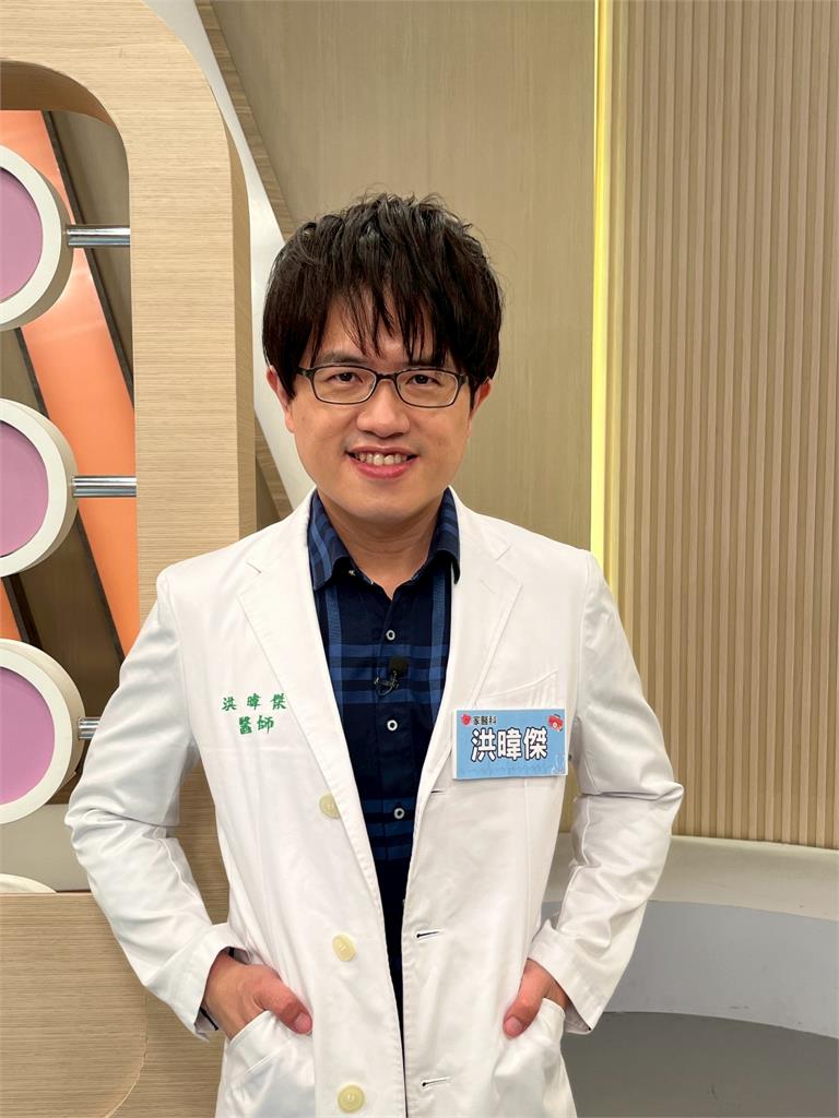 詹惟中怕喝水身體頻頻亮警訊！ 阿諾三餐吃麵包永遠「體重過輕」和「膽固醇過高」