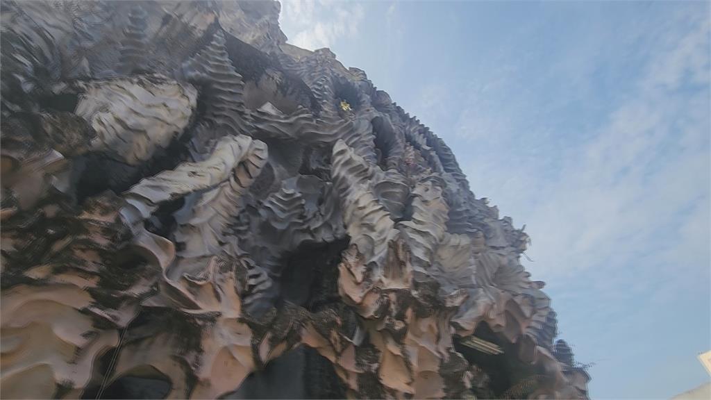 顛覆傳統！　廟宇入口宛如山洞　雲林千佛寺整座「純手工製作」