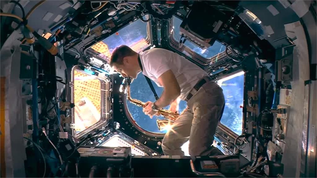 史上首屆太空奧運會　無重力比賽嗨翻國際太空站
