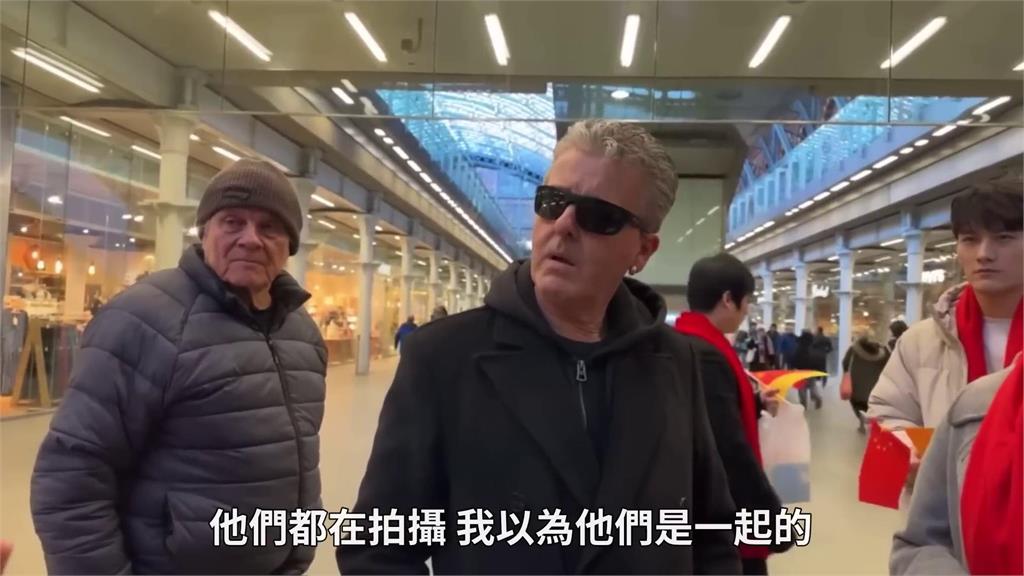昔直播遭亂入打斷！英國鋼琴家受訪指1矛盾點　批小粉紅：他們很虛偽