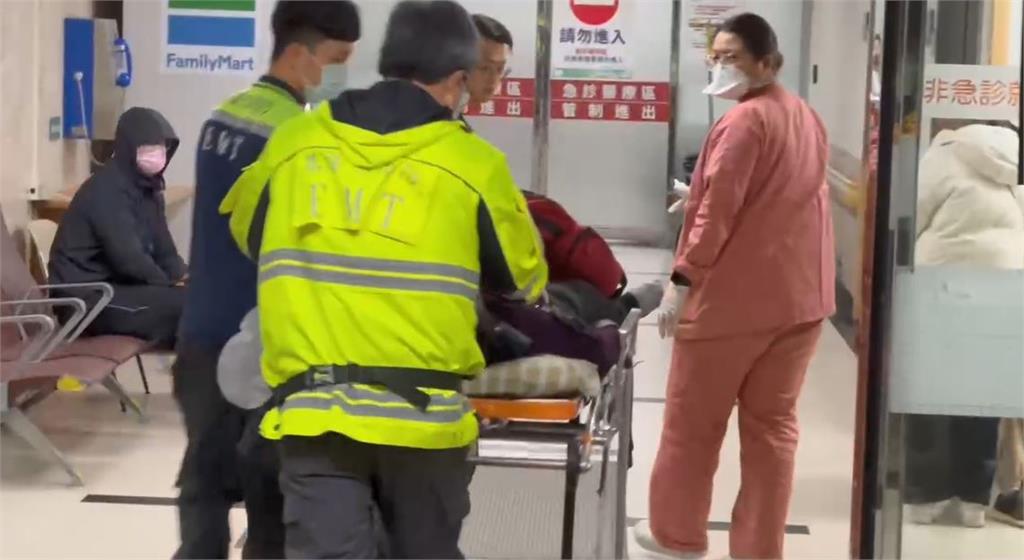 快新聞/基隆民宅火警!77歲視障婦人一度受困 送醫插管急救中
