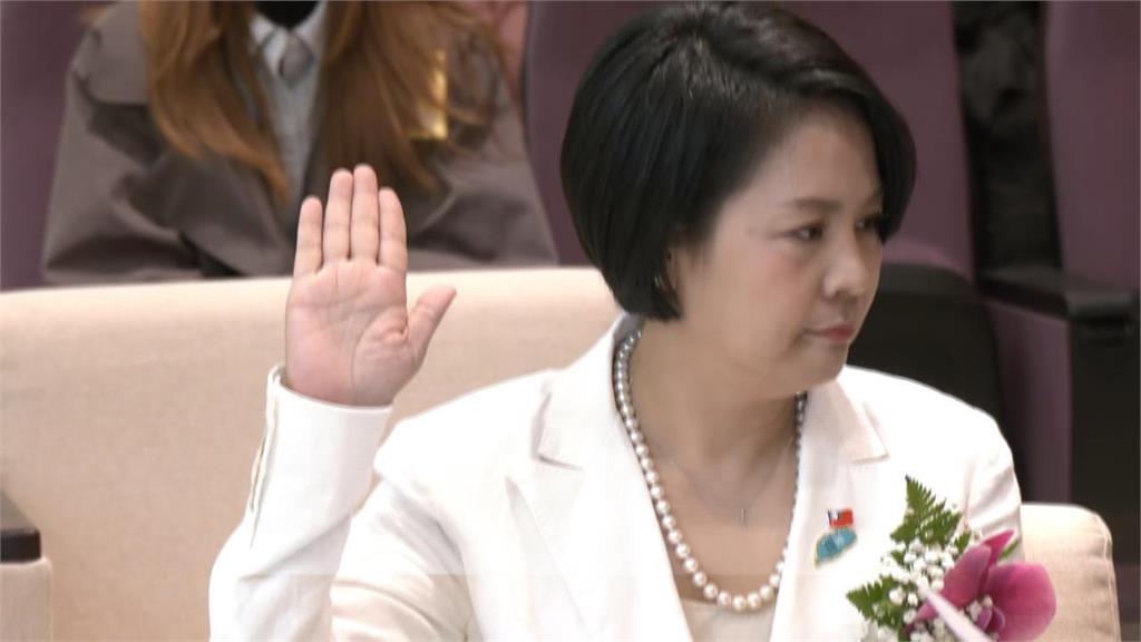 快新聞/李貞秀爭議未停!卓揆下令各部會禁提供資料 內政部:按照指示辦理