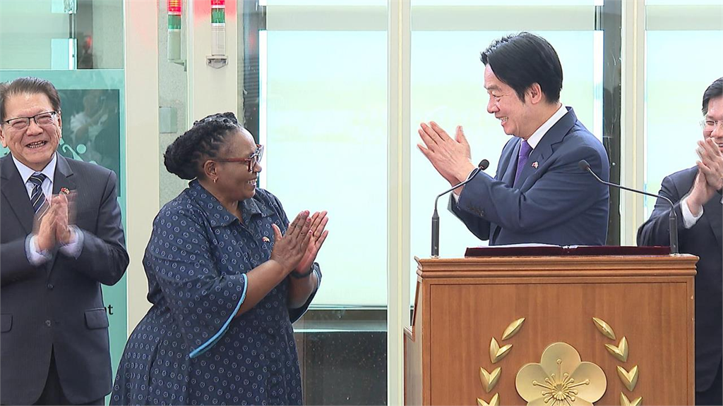 馬英九外交比賴清德強？翁達瑞曝2人「關鍵1差異」掀網共鳴：別拿跪著的來比