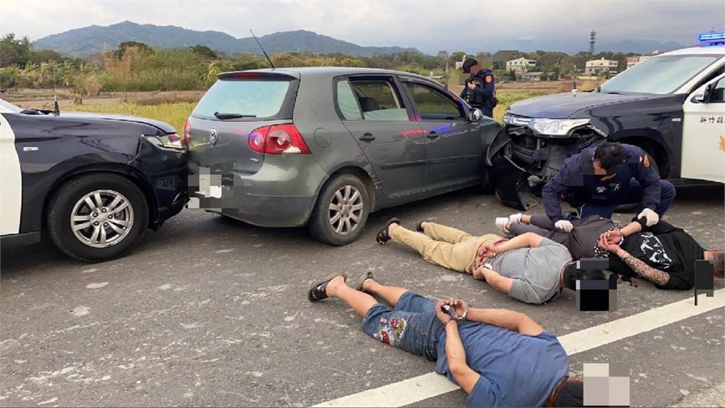 警獲報毒品通緝犯行蹤 山區包夾嫌犯破窗逮人