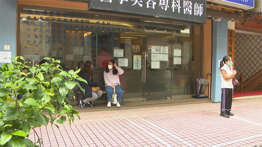 兒童免疫負債！高燒增三成　醫師籲繼續戴口罩