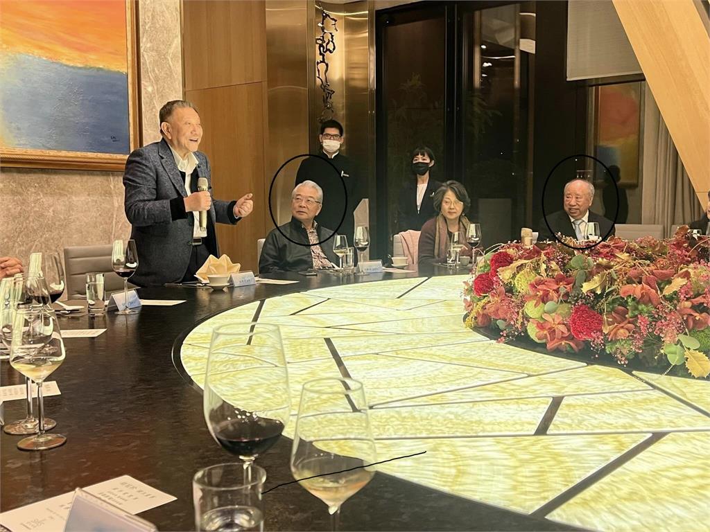 柯文哲強調只去過一次沈慶京「敗選慰勞會」　康仁俊：兩人不只見過一次