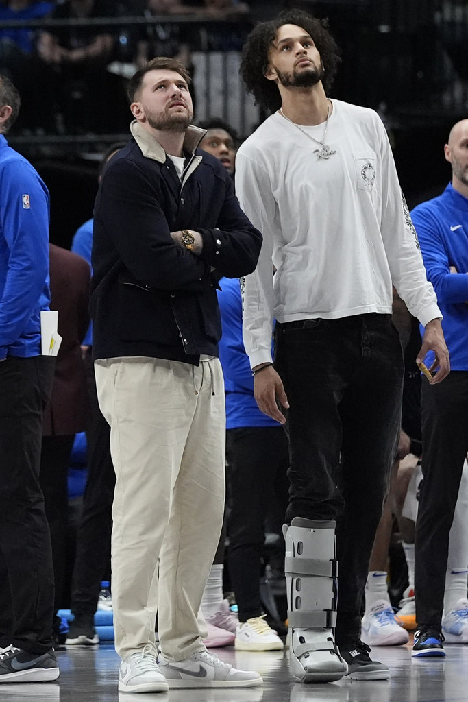 NBA(影)/震驚全聯盟球員交易後 獨行俠總經理親上火線解釋