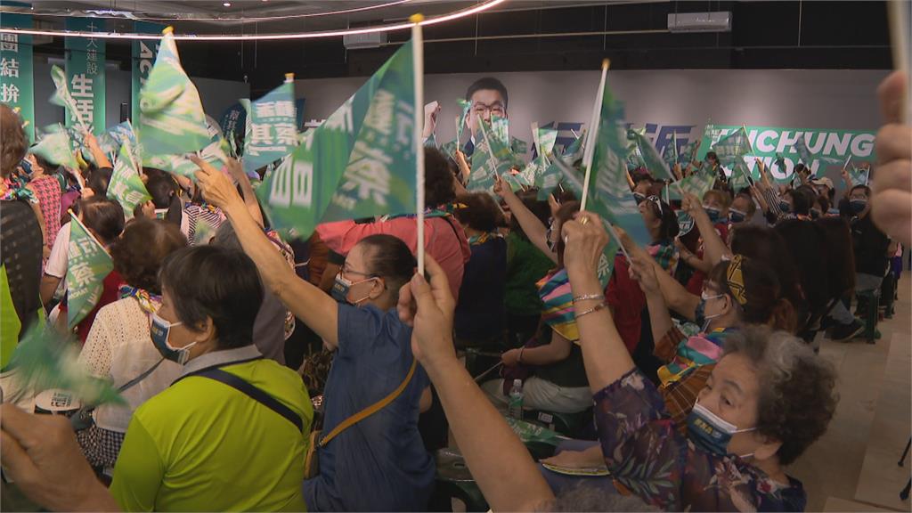 台中市長選戰藍綠正式開跑　蔡賴站台挺蔡其昌　盧秀燕首助選新人