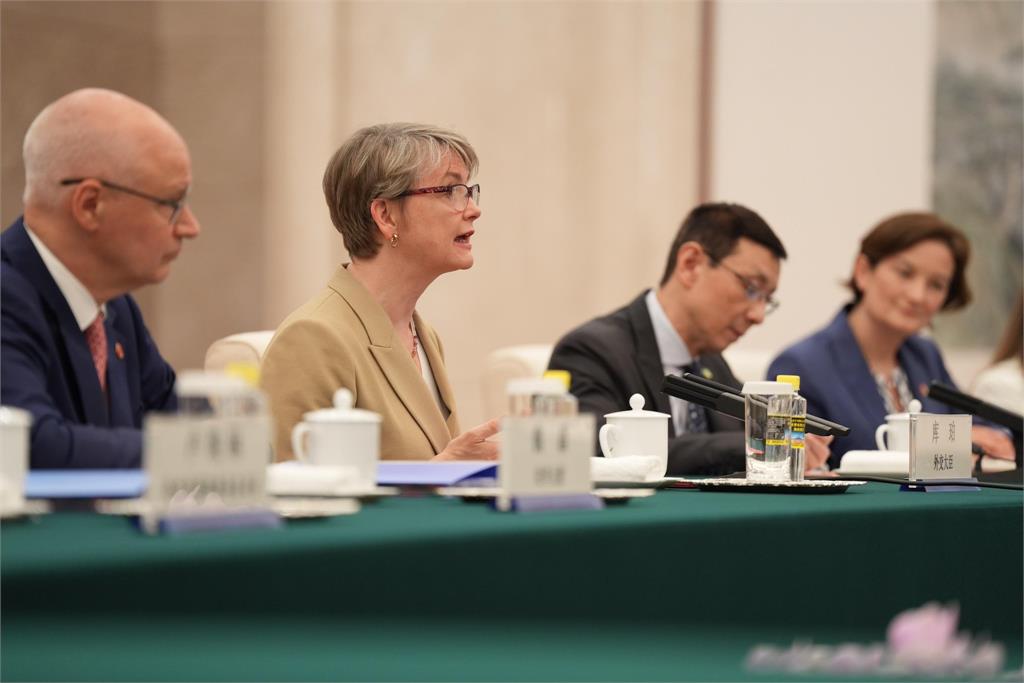 英外交大臣出訪北京！會談提到「台灣議題」揭英中建交下對台最新立場