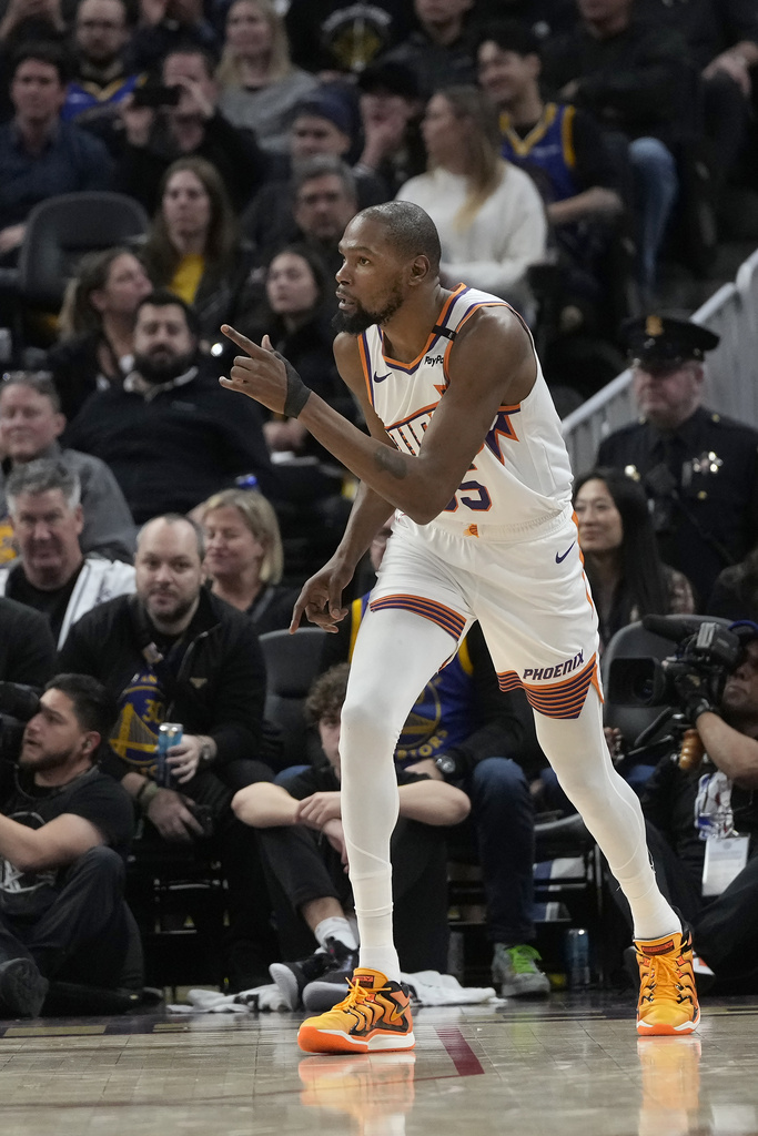 NBA/交易大限前太陽幾乎什麼都沒做 三巨頭依然得撐完剩下的賽季