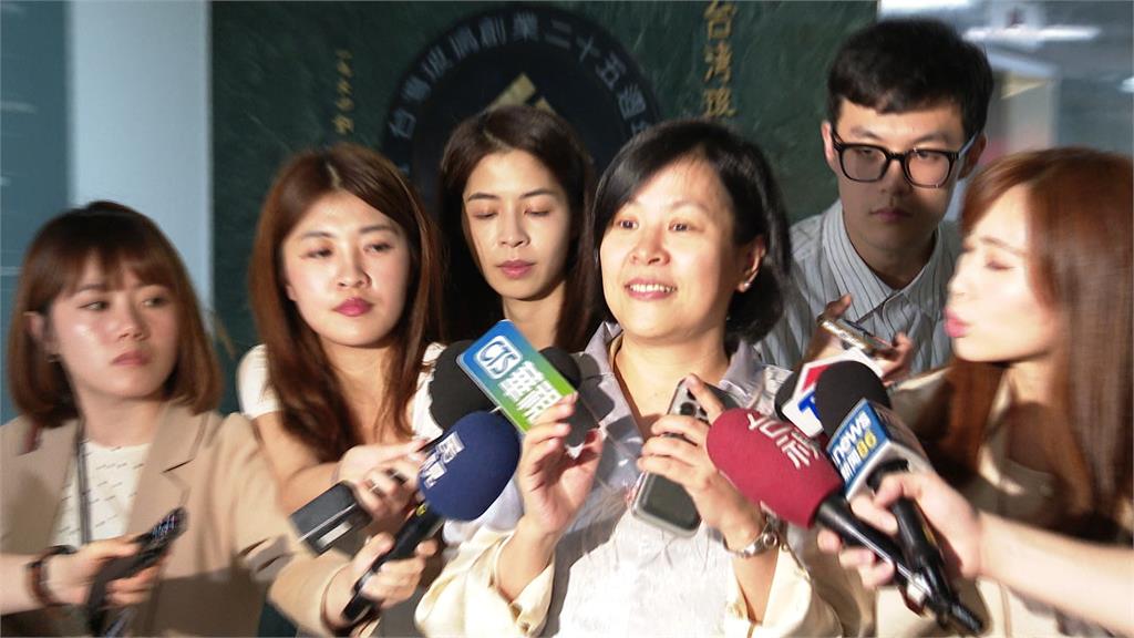 民眾黨週一中評會將開鍘李貞秀？　傳哭喊「沒工作怎辦」要黨內給誠意