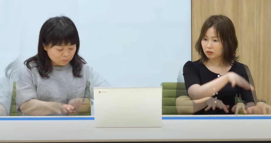 Google推165公分「棒狀鍵盤」能四手聯彈!充當登山杖也OK