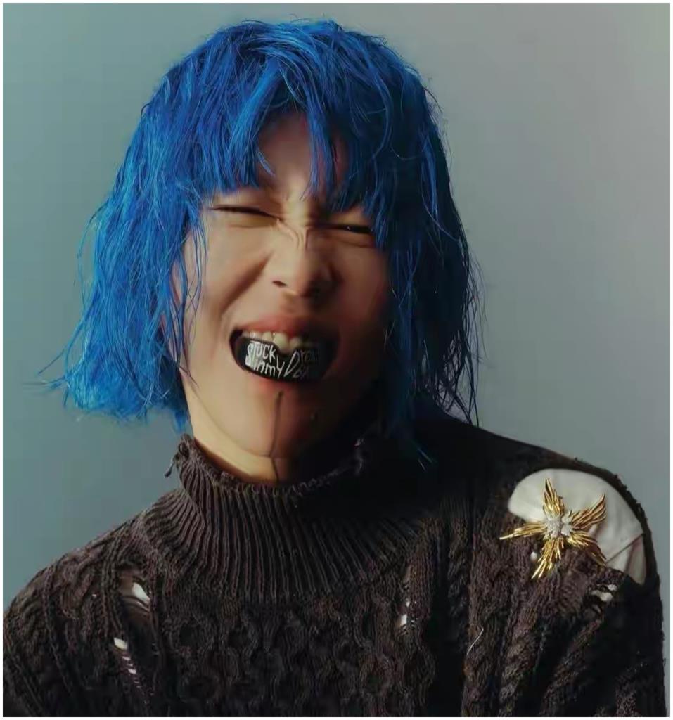 王菲27歲愛女竇靖童「前衛造型」曝!「到底像誰」一票人瘋喊:蕭敬騰2.0