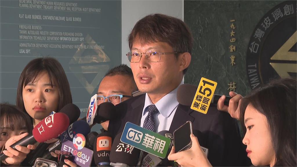 快新聞/黃國昌服父喪蓄鬍!遭嘲諷「賣慘」被罵爆 苗博雅親上火線致歉