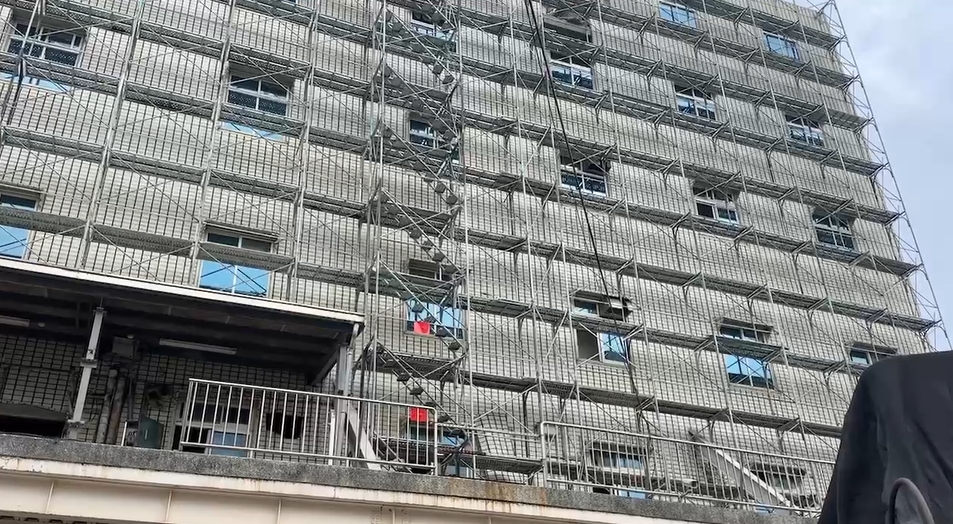 快新聞/安泰醫院大火釀9死悲劇!違建率超過3300% 今強制拆除畫面曝光