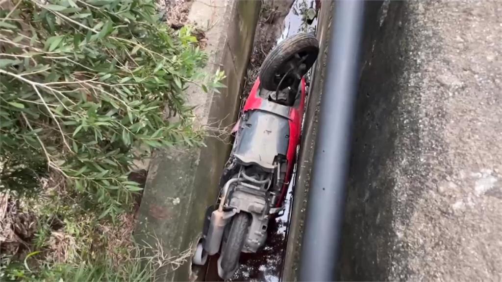 苗栗男大生騎車自摔水溝! 2小時候被發現送醫不治