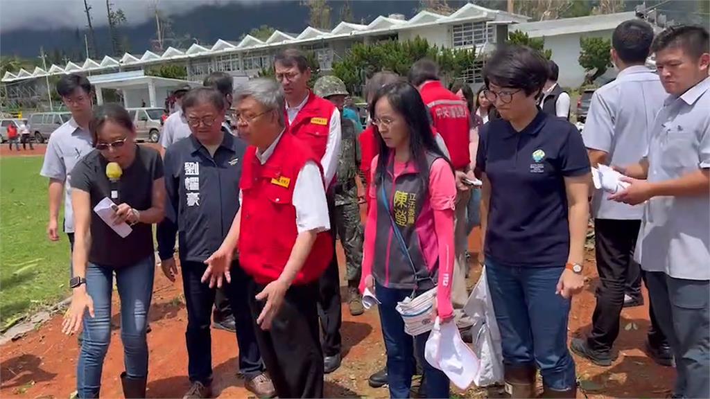 都蘭國中受損嚴重 行政院長陳建仁前往校園勘災