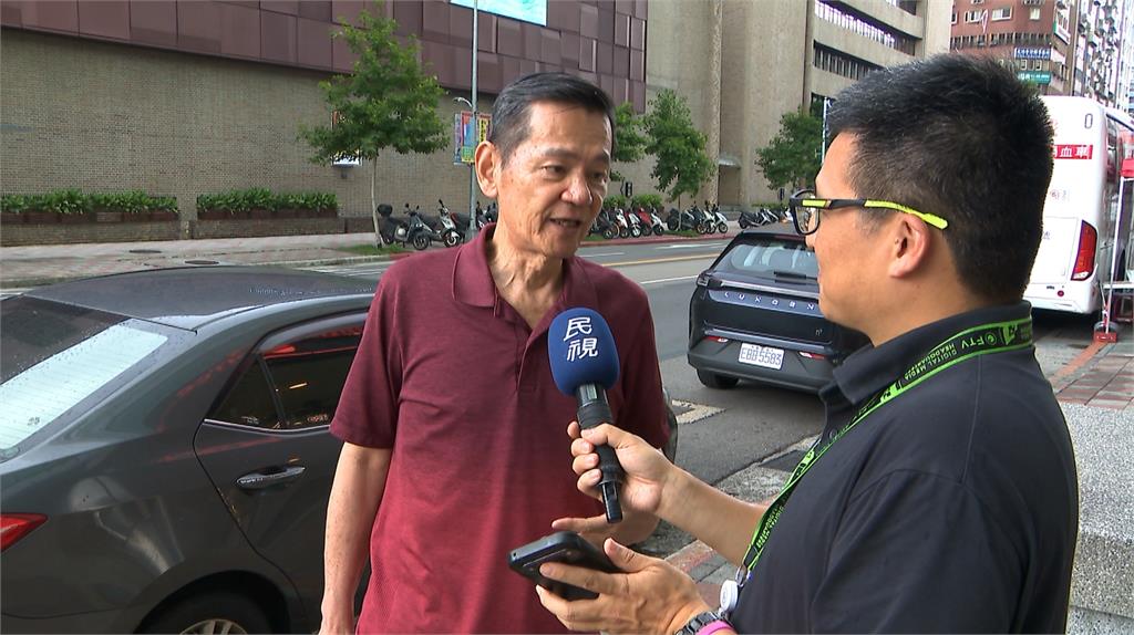大學畢典出現「辣妹殯葬樂隊」 網友狂討論:人生的畢典?