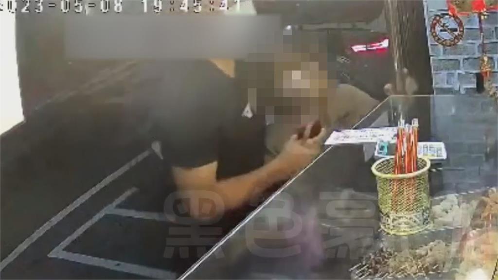 少女買鹹酥雞遭「摀住口鼻」險被擄走!騷動引注目 搭訕男謊稱:我妹妹