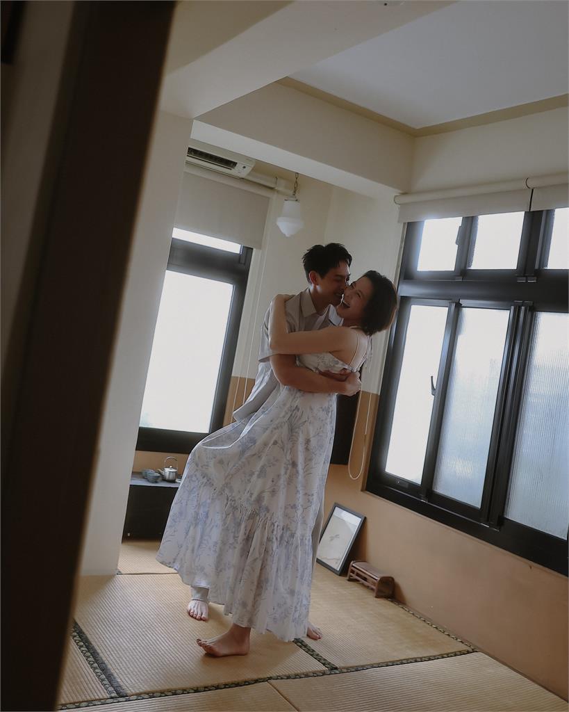 連晨翔突爆閃婚劉品言升格奶爸!昔日「激吻許光漢」畫面再掀熱議