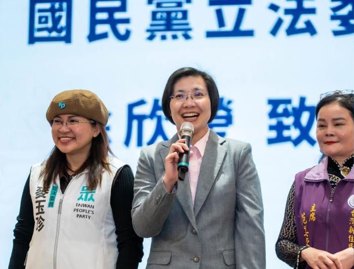 快新聞／剛勝選就去挺柯！徐欣瑩赴凱道　「藍議員」火速切割：屬個人行為