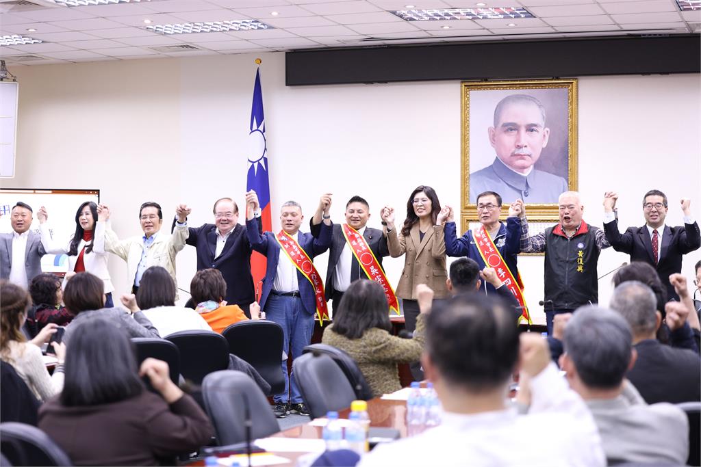 快新聞／鄭麗文提名新北、宜蘭、嘉市參選人　笑稱「大家看到川伯都想尖叫」