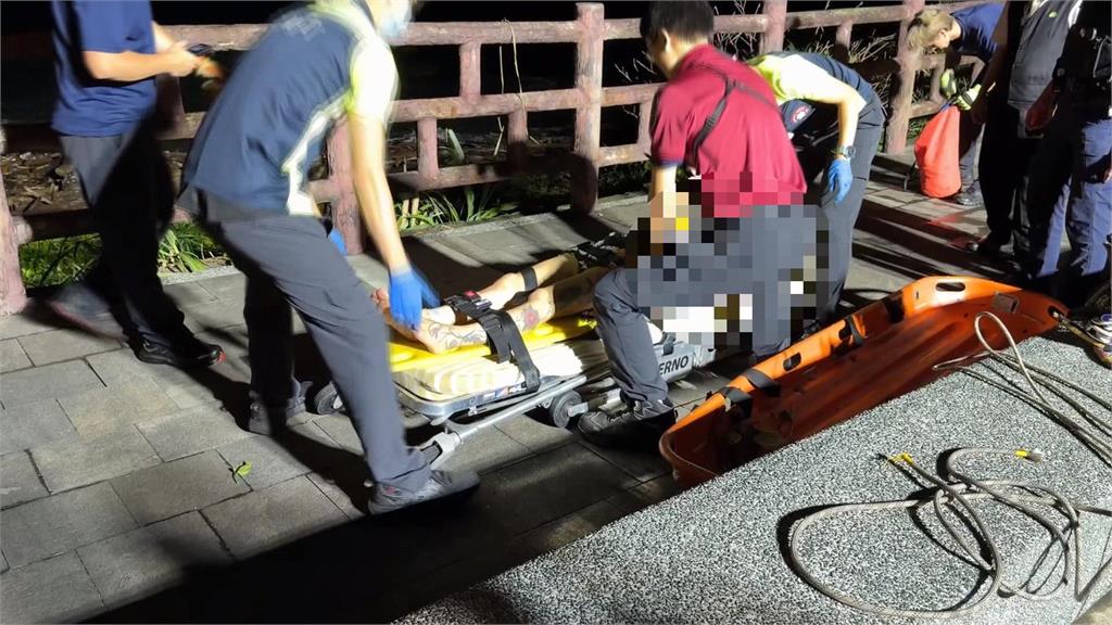 基隆女酒後坐護欄賞海景 摔落墜三公尺深草叢
