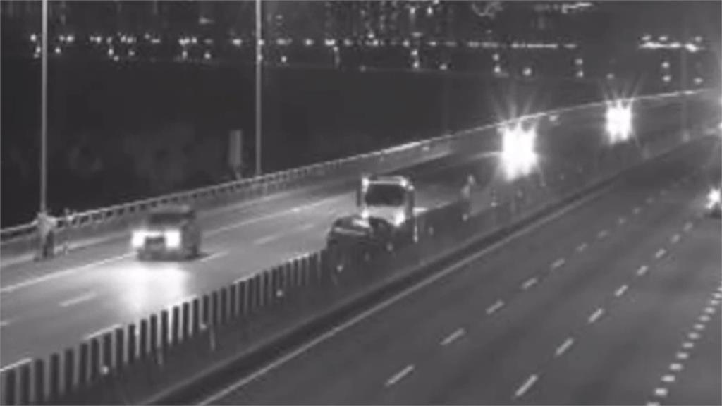 國3北上追撞事故「沒放警示牌」 後車急閃險釀連環追撞