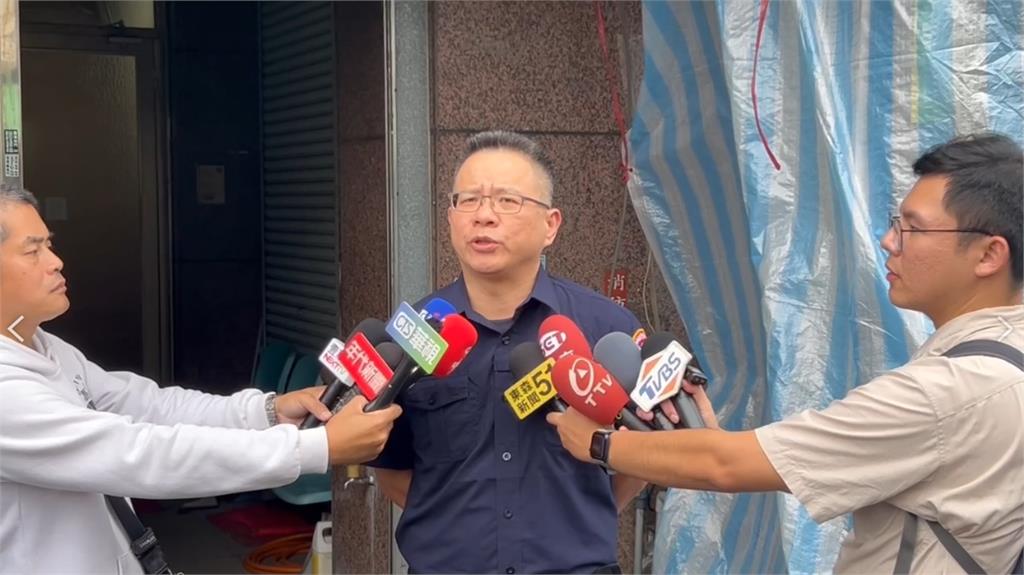 台中男開車突逆向撞店慘死!頸部「離奇刀傷」大噴血…車內驚見一疊15萬現金