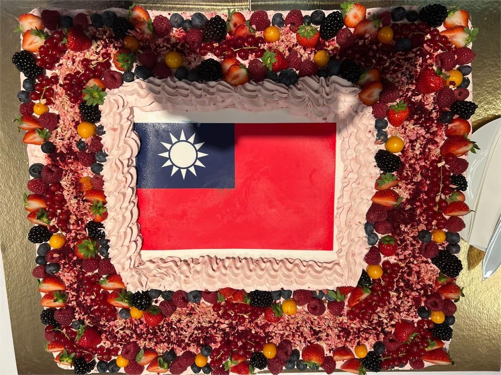 外館首在愛沙尼亞辦國慶酒會　外賓齊聚祝台灣生日快樂