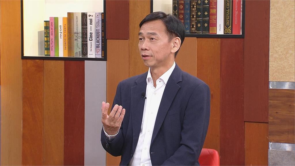 獨家／台股重挫1683點失守45K！「多頭總司令」張錫：布局璞玉指數「賺耐心財」