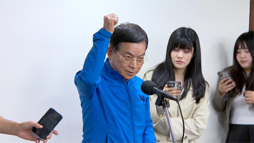 賴士葆罕見爆氣批黨中央！指一面倒支持8000億　打臉鄭麗文「少數說」